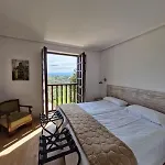 Hotel Colegiata 3*
