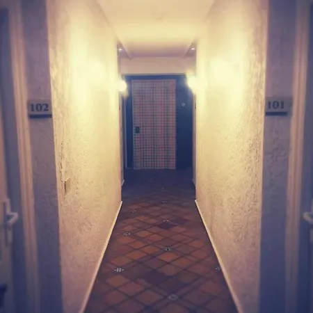 Hotel Colegiata 3*