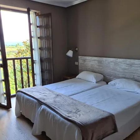 Hotel Colegiata 3*