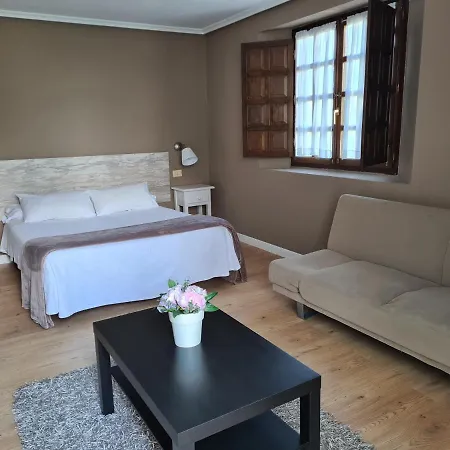 Colegiata Hotell Santillana del Mar
