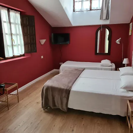 Colegiata Hotel 3*