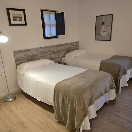 Colegiata 3* Santillana del Mar