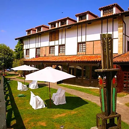 Colegiata Hotel 3*